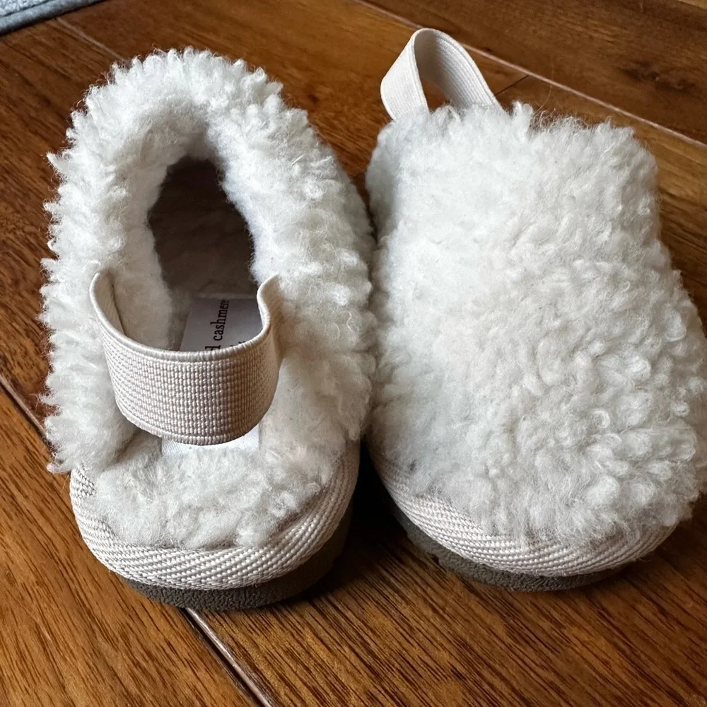 Cupcakes and Cashmere Cozy Cream Kids Clog